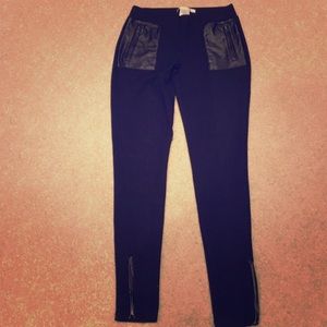 Romeo and Juliet leggings